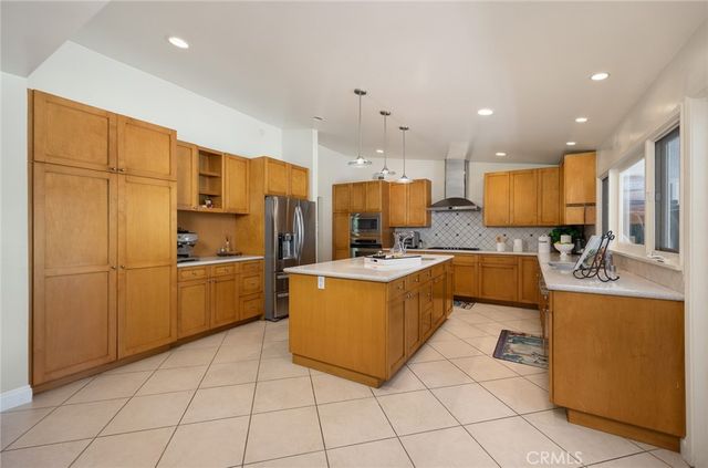 1439 Wembley Road, San Marino, CA 91108