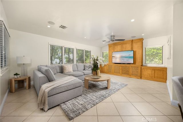 1439 Wembley Road, San Marino, CA 91108