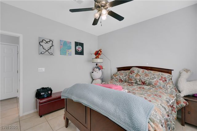 8697 Ancient Creek Avenue, Las Vegas, NV 89178