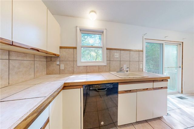 209 Shannock Road, South Kingstown, RI 02879