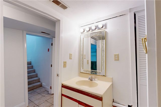 209 Shannock Road, South Kingstown, RI 02879