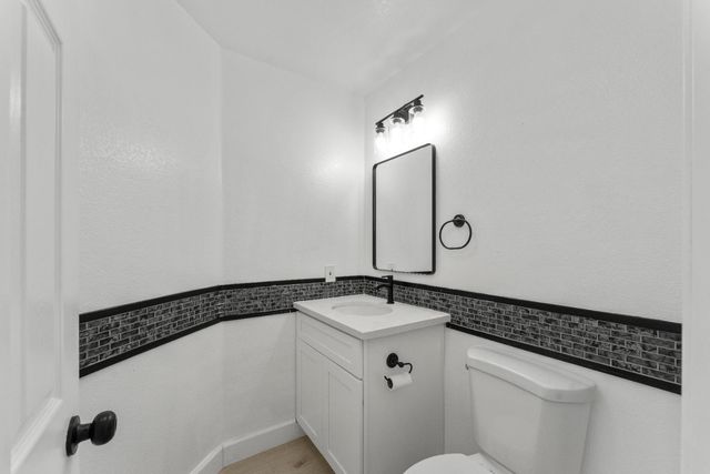 6924 Trailride Way, Citrus Heights, CA 95621