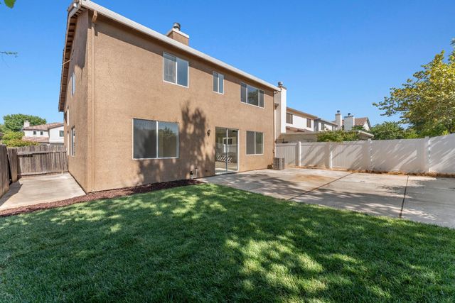 6924 Trailride Way, Citrus Heights, CA 95621