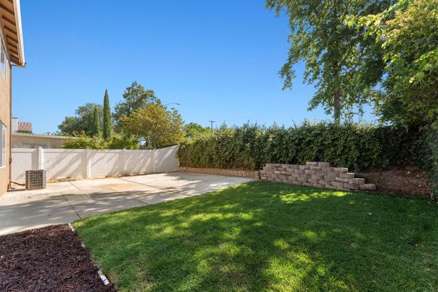 6924 Trailride Way, Citrus Heights, CA 95621