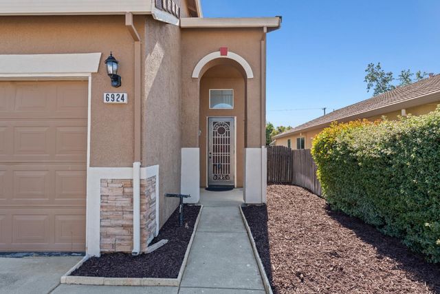 6924 Trailride Way, Citrus Heights, CA 95621