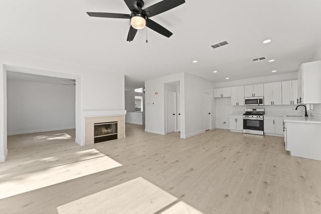 6924 Trailride Way, Citrus Heights, CA 95621