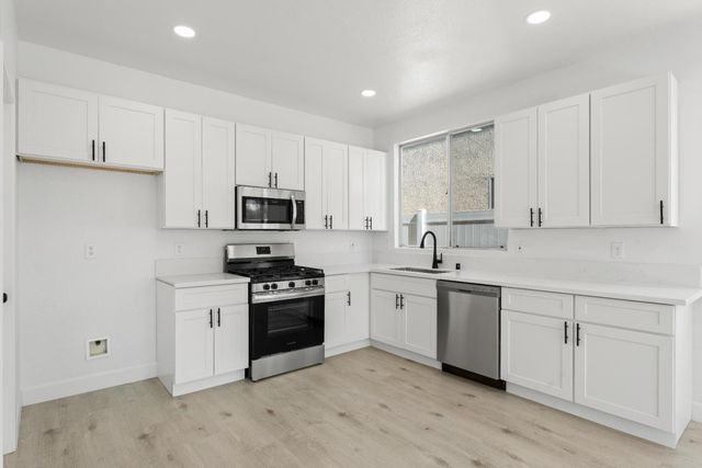 6924 Trailride Way, Citrus Heights, CA 95621