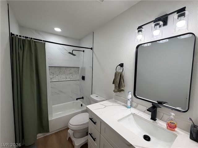 3244 Idaho Springs Street, North Las Vegas, NV 89032