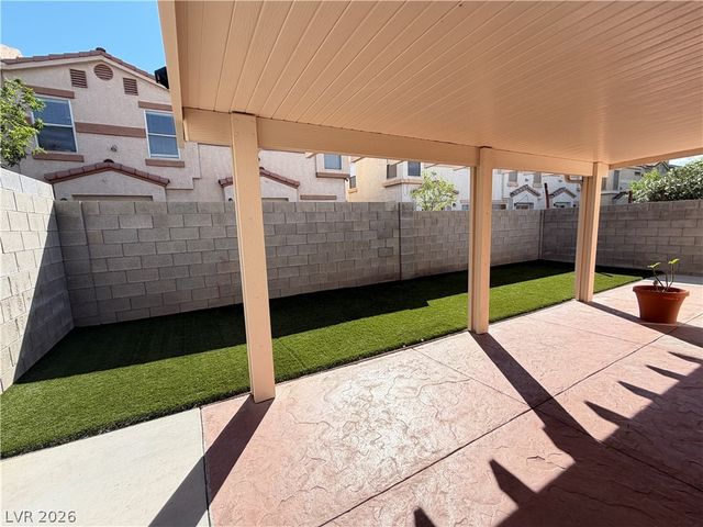 3244 Idaho Springs Street, North Las Vegas, NV 89032