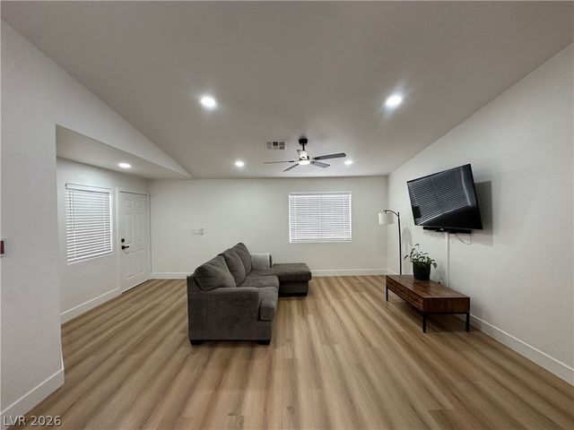 3244 Idaho Springs Street, North Las Vegas, NV 89032