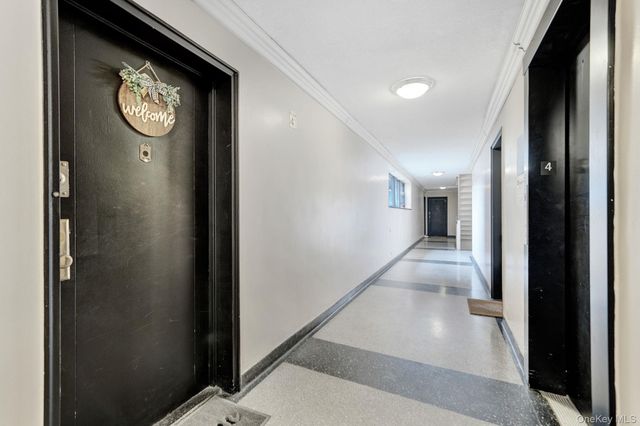 73-50 Bell Boulevard 4A, Bayside, NY 11364