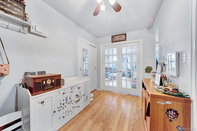 73-50 Bell Boulevard 4A, Bayside, NY 11364