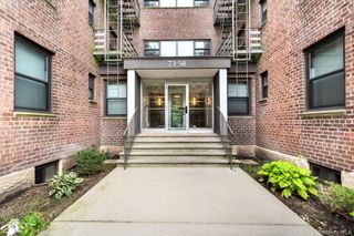 73-50 Bell Boulevard 4A, Bayside, NY 11364