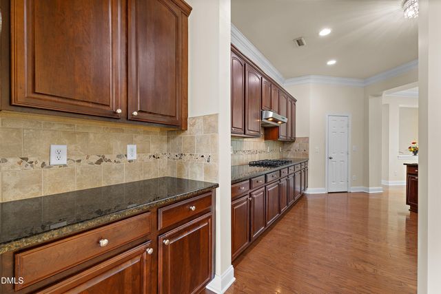 712 Pierside Drive, Cary, NC 27519