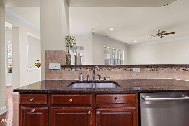 712 Pierside Drive, Cary, NC 27519