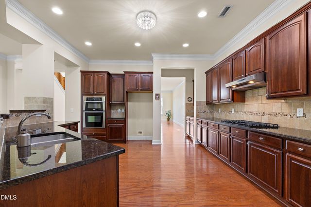 712 Pierside Drive, Cary, NC 27519