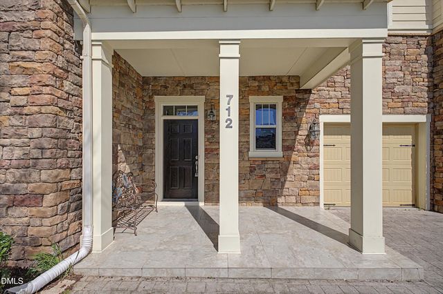 712 Pierside Drive, Cary, NC 27519