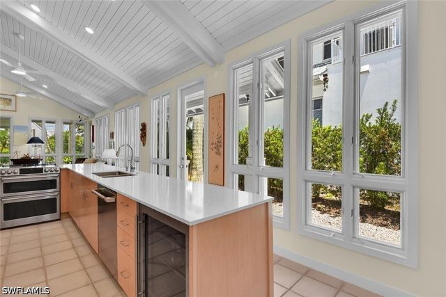223 11th AVE S, Naples, FL 34102