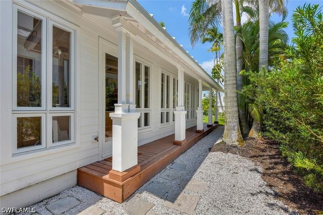 223 11th AVE S, Naples, FL 34102