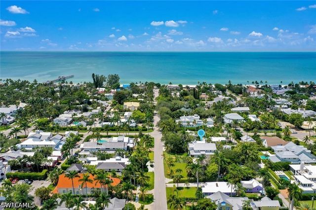 223 11th AVE S, Naples, FL 34102