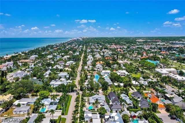 223 11th AVE S, Naples, FL 34102