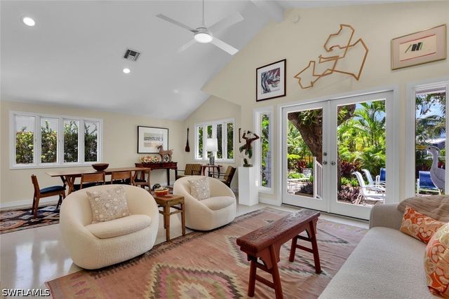 223 11th AVE S, Naples, FL 34102