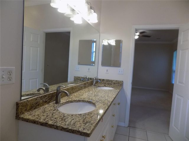 11903 NW 9TH ROAD, Gainesville, FL 32606