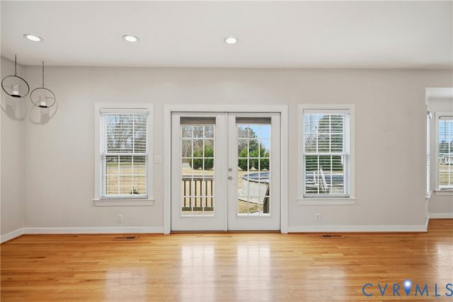 151 Meadow Dr, Tappahannock, VA 22560