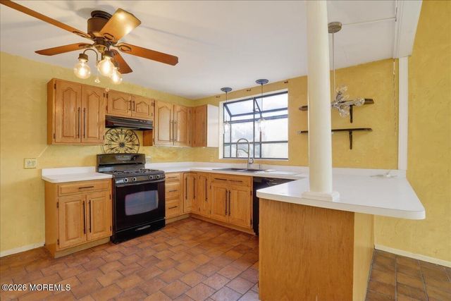 659 Holmdel Road, Hazlet, NJ 07730