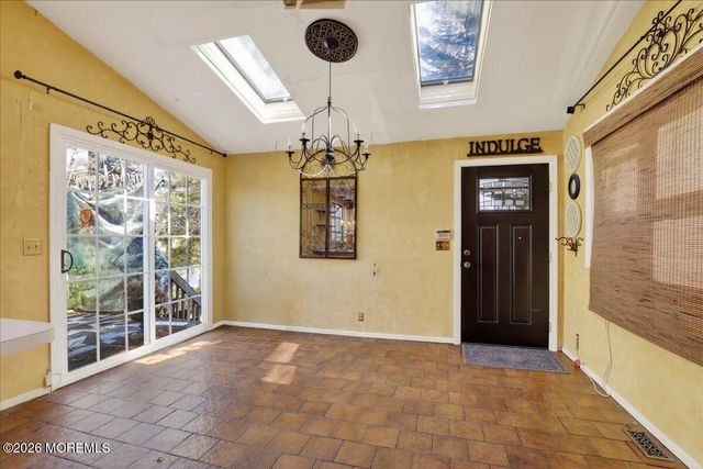 659 Holmdel Road, Hazlet, NJ 07730