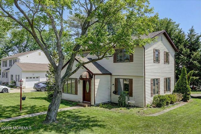 659 Holmdel Road, Hazlet, NJ 07730