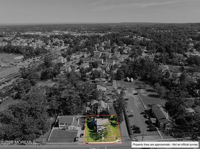 659 Holmdel Road, Hazlet, NJ 07730