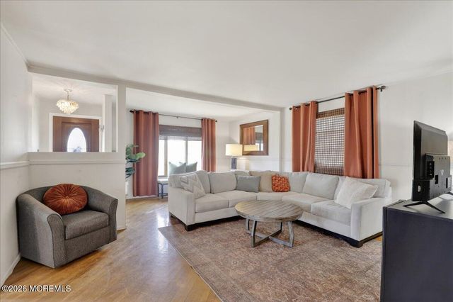 659 Holmdel Road, Hazlet, NJ 07730