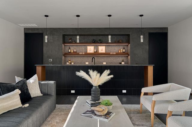 1112 W Annie ST, Austin, TX 78704