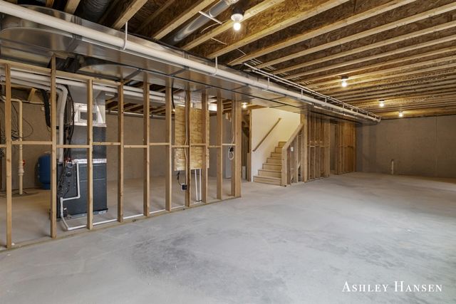 12036 Alden Court, Lowell, MI 49331