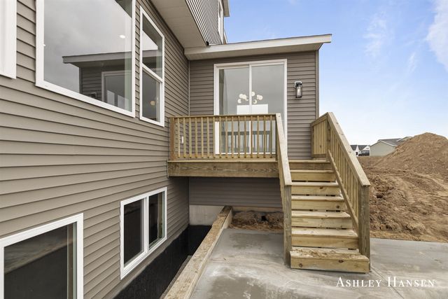 12036 Alden Court, Lowell, MI 49331