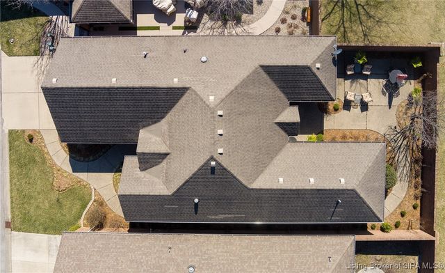 2403 Aspen Way, Jeffersonville, IN 47130