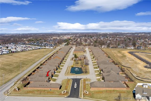2403 Aspen Way, Jeffersonville, IN 47130