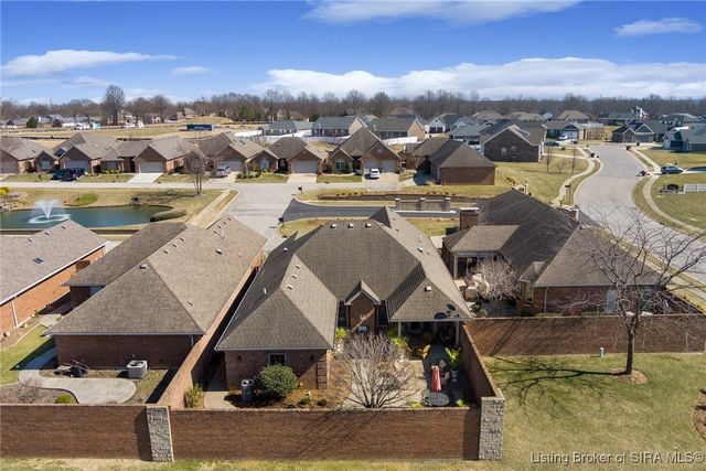 2403 Aspen Way, Jeffersonville, IN 47130