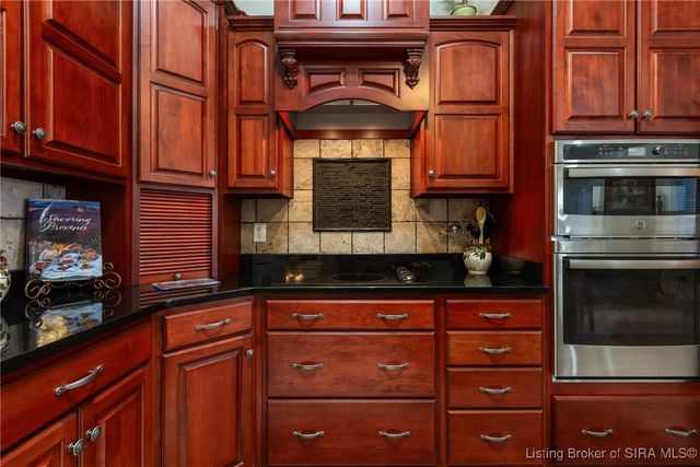 2403 Aspen Way, Jeffersonville, IN 47130