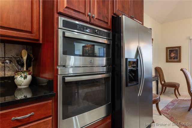 2403 Aspen Way, Jeffersonville, IN 47130