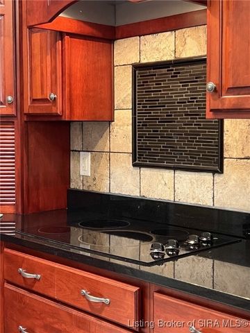 2403 Aspen Way, Jeffersonville, IN 47130
