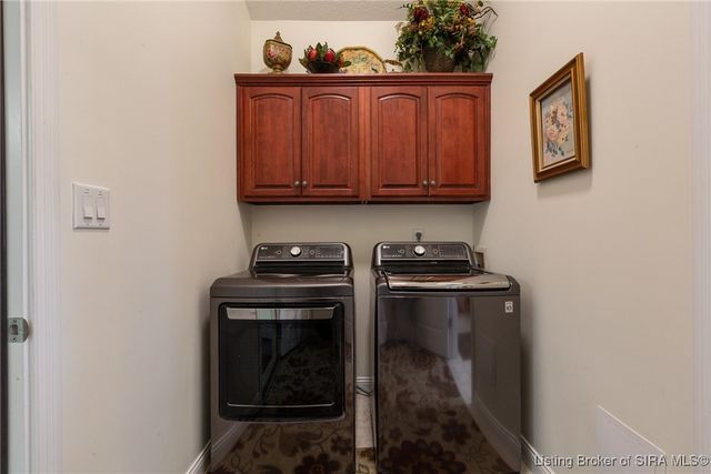2403 Aspen Way, Jeffersonville, IN 47130