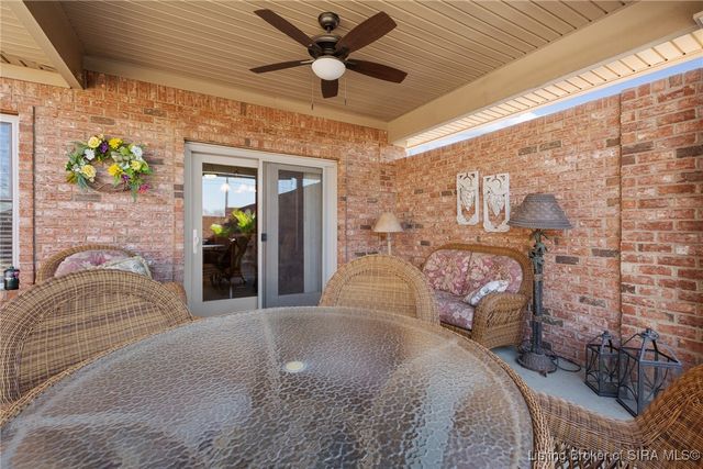2403 Aspen Way, Jeffersonville, IN 47130