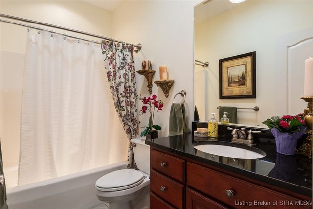 2403 Aspen Way, Jeffersonville, IN 47130
