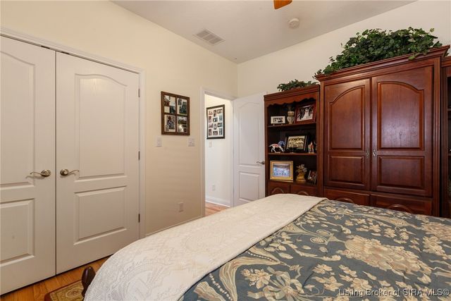 2403 Aspen Way, Jeffersonville, IN 47130