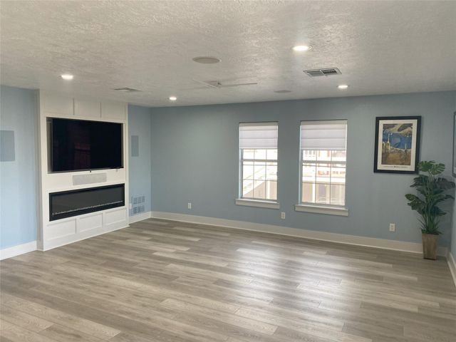 16631 Trinidad Way, Jamaica Beach, TX 77554