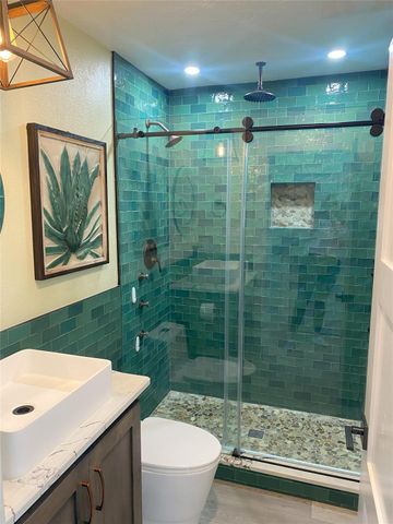 16631 Trinidad Way, Jamaica Beach, TX 77554