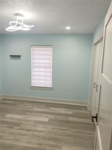 16631 Trinidad Way, Jamaica Beach, TX 77554