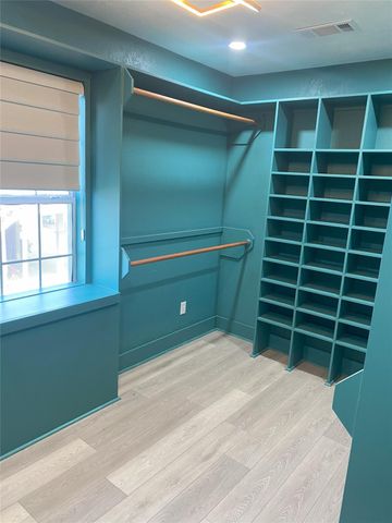 16631 Trinidad Way, Jamaica Beach, TX 77554